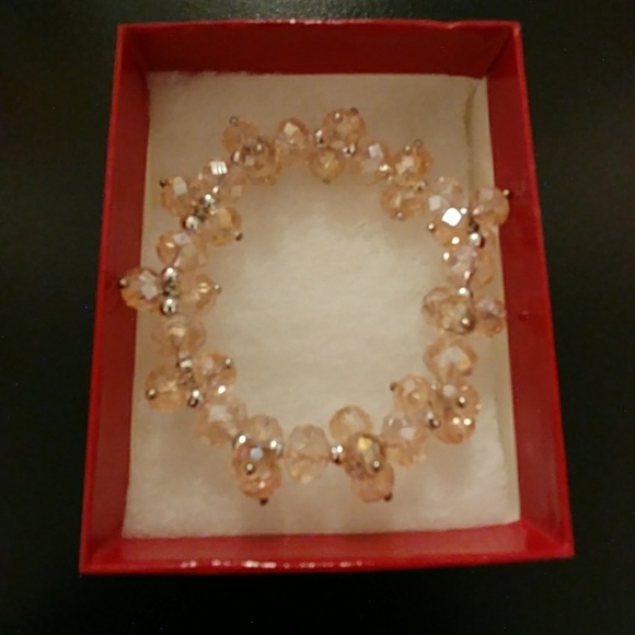 Rose Metallic Crystal Bracelet - Picture 6 of 8